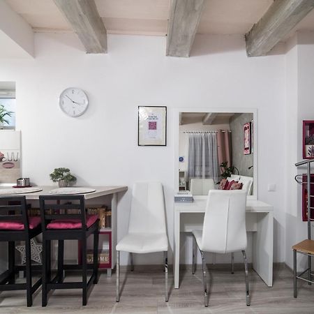 Magic House Brasov Apartment Bagian luar foto